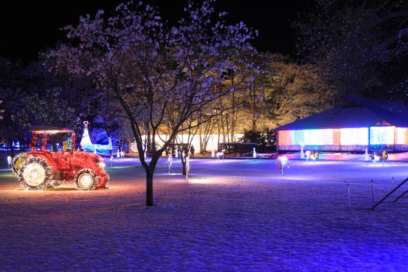 小岩井農場銀河鐵道點亮夜空，雪花紛飛的東北雪國 @去旅行新聞網