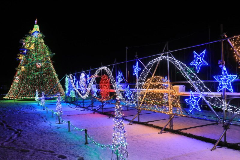 小岩井農場銀河鐵道點亮夜空，雪花紛飛的東北雪國 @去旅行新聞網