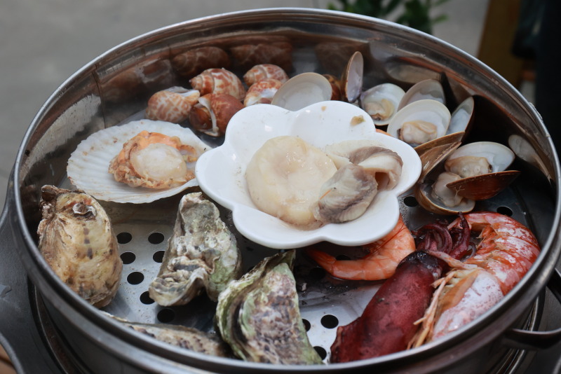 大啖Gosto人氣海鮮塔與螃蟹粥 感受高雄豪邁熱情的餐飲文化 @去旅行新聞網