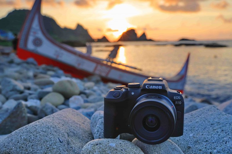 Canon 全新 EOS R10 無反光鏡相機 正式開賣 @去旅行新聞網
