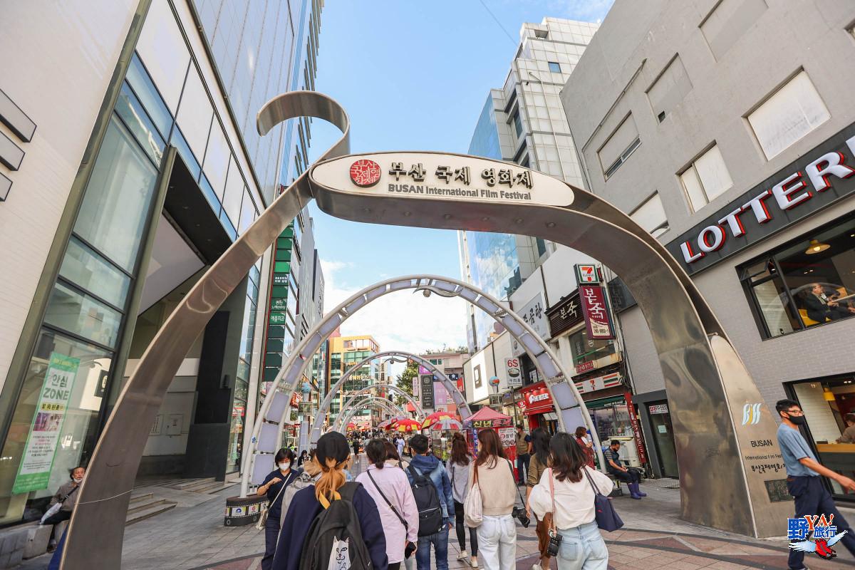 釜山南浦洞購物天堂 札嘎其海鮮市場、BIFF廣場、國際市場、光復路時尚街、南浦洞地下街、富平罐頭市場吃喝玩樂購應有盡有 @去旅行新聞網