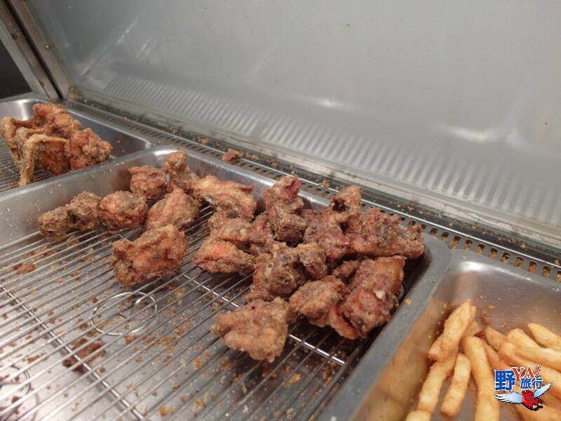 台東美食 阿鋐炸雞專賣店 允指回味的在地美食 @去旅行新聞網