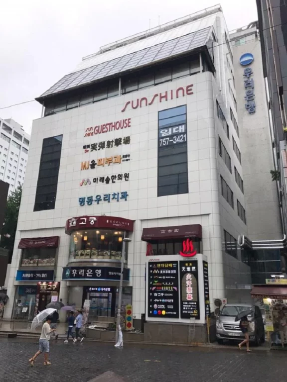 【首爾住宿推薦】明洞住宿15+全攻略：交通、購物、景點機能一次看