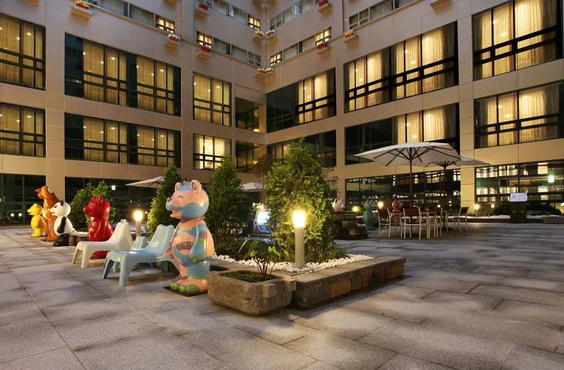 首爾東大門住宿推薦》15家高CP值飯店，交通便利人氣首選！
