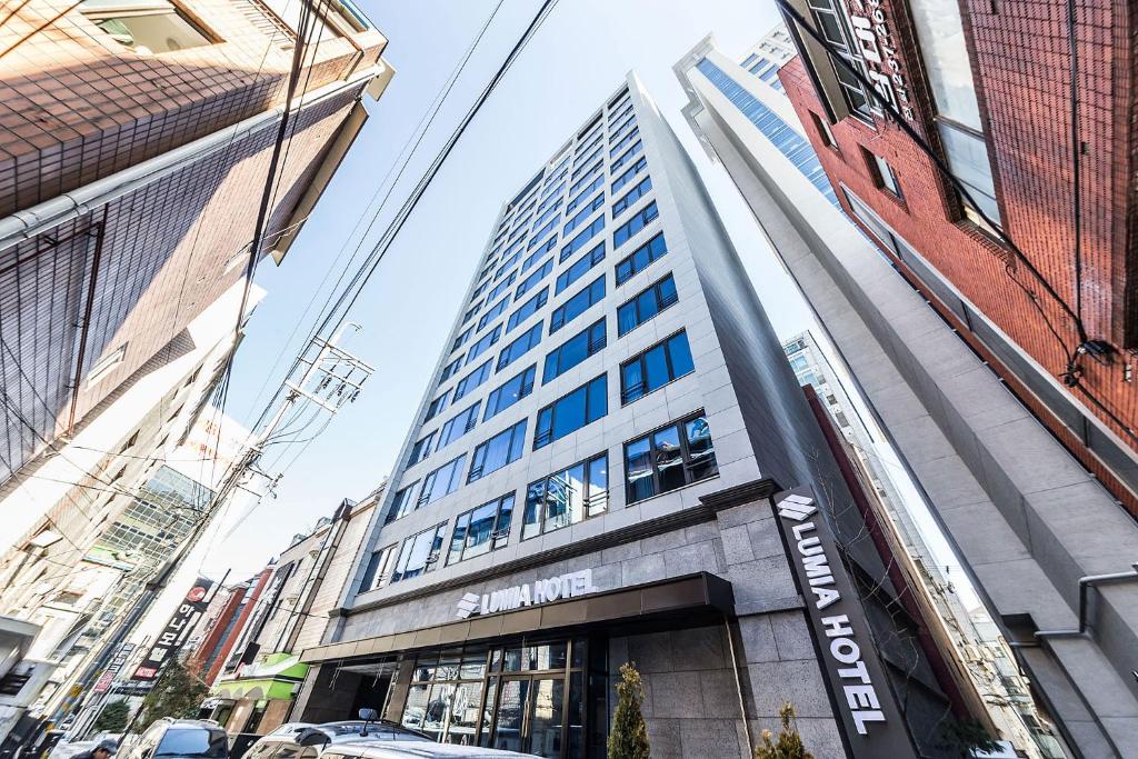 首爾東大門住宿推薦》15家高CP值飯店，交通便利人氣首選！