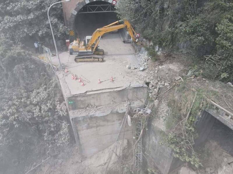 0403花蓮地震累計10人罹難、1099人受傷705人受困 警消持續搜救 @去旅行新聞網