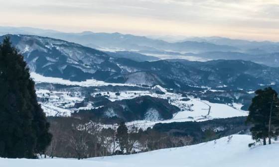 城崎溫泉周邊滑雪天堂！神鍋高原三大雪場全攻略 關西最佳滑雪勝地！城崎溫泉近郊神鍋高原冬季饗宴 冬季親子樂優選 「神鍋高原」玩雪、泡湯、啖松葉蟹 @去旅行新聞網