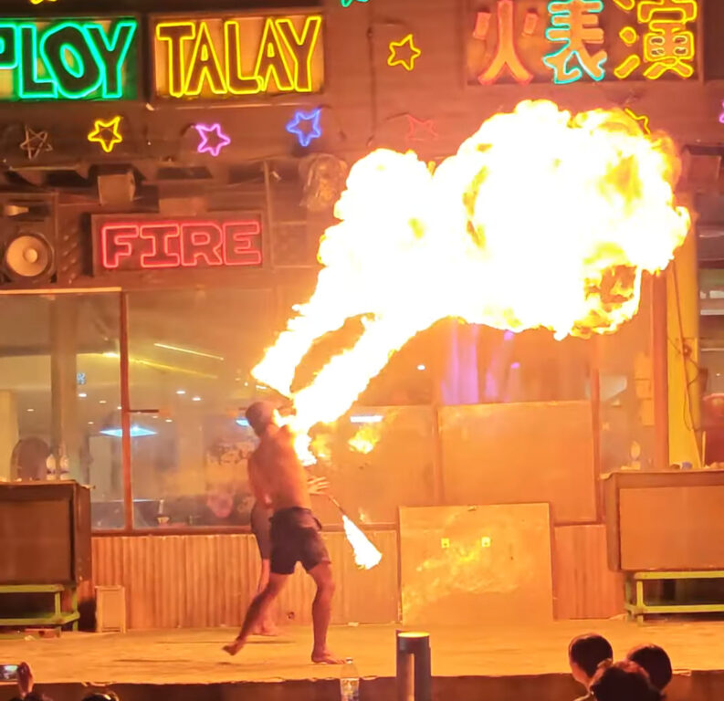 揭秘!沙美島最受歡迎的海灘:日出美到哭,夜晚嗨到爆,沒到沙美島別說你去過泰國! @去旅行新聞網 揭秘!沙美島最受歡迎的海灘:日出美到哭,夜晚嗨到爆,沒到沙美島別說你去過泰國! @去旅行新聞網