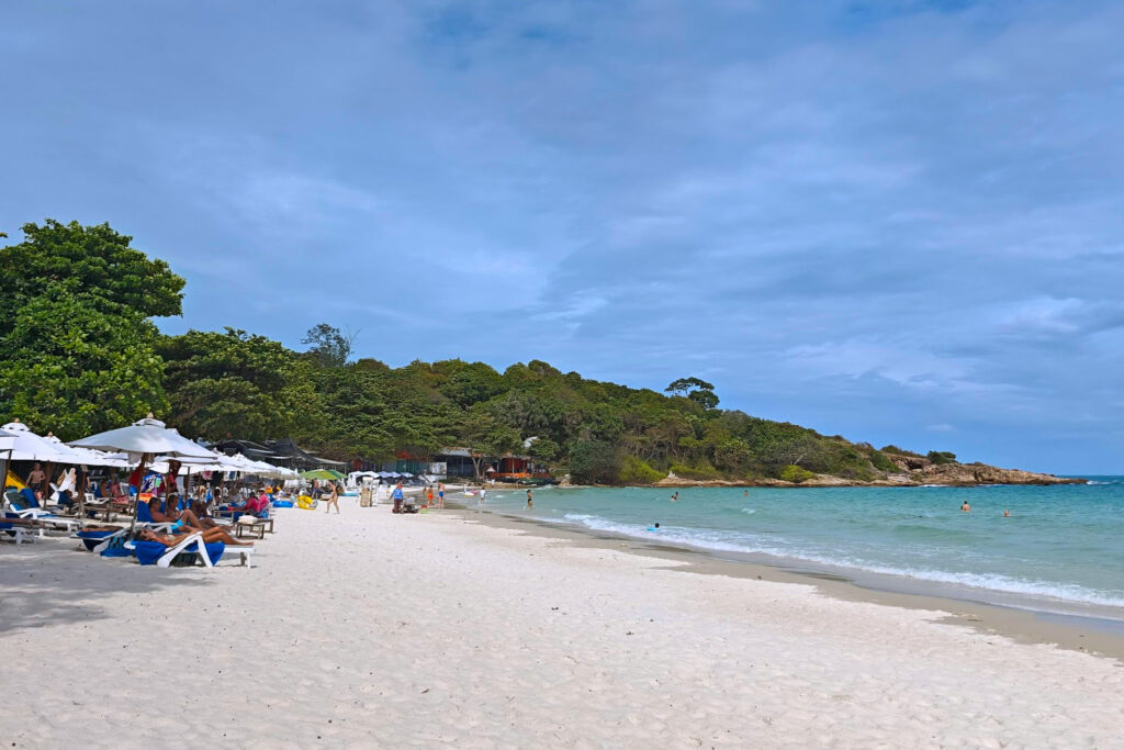 揭秘!沙美島最受歡迎的海灘:日出美到哭,夜晚嗨到爆,沒到沙美島別說你去過泰國! @去旅行新聞網 揭秘!沙美島最受歡迎的海灘:日出美到哭,夜晚嗨到爆,沒到沙美島別說你去過泰國! @去旅行新聞網