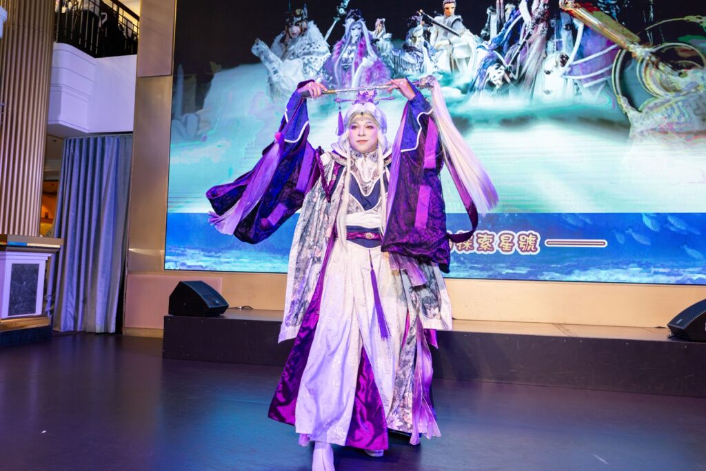 素還真領航　霹靂布袋戲首度登上國際郵輪舞台  跨越世代的經典相遇，串起三代人的共同記憶 @去旅行新聞網