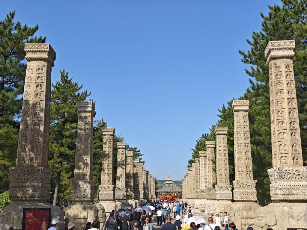 穿越千年微笑！探索世界文化遺產【雲岡石窟】：北魏佛教藝術與絲路奇蹟 @去旅行新聞網