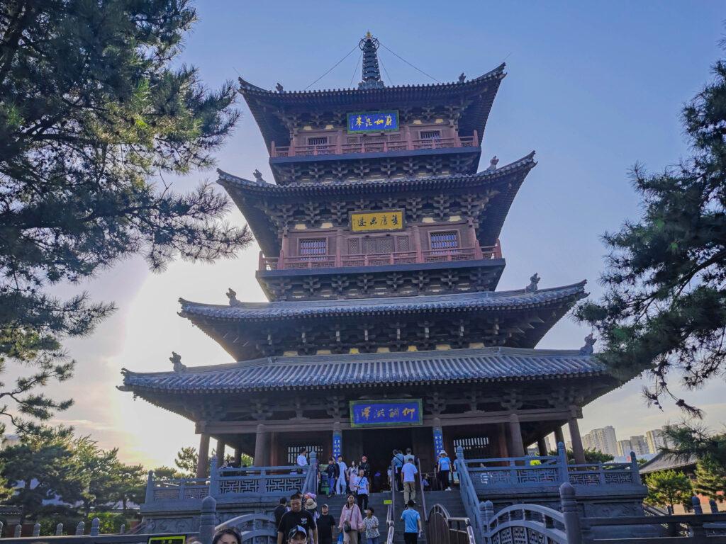 中國遼金建築巔峰！大同華嚴寺深度探秘，遇見遼代彩塑「東方維納斯」 @去旅行新聞網