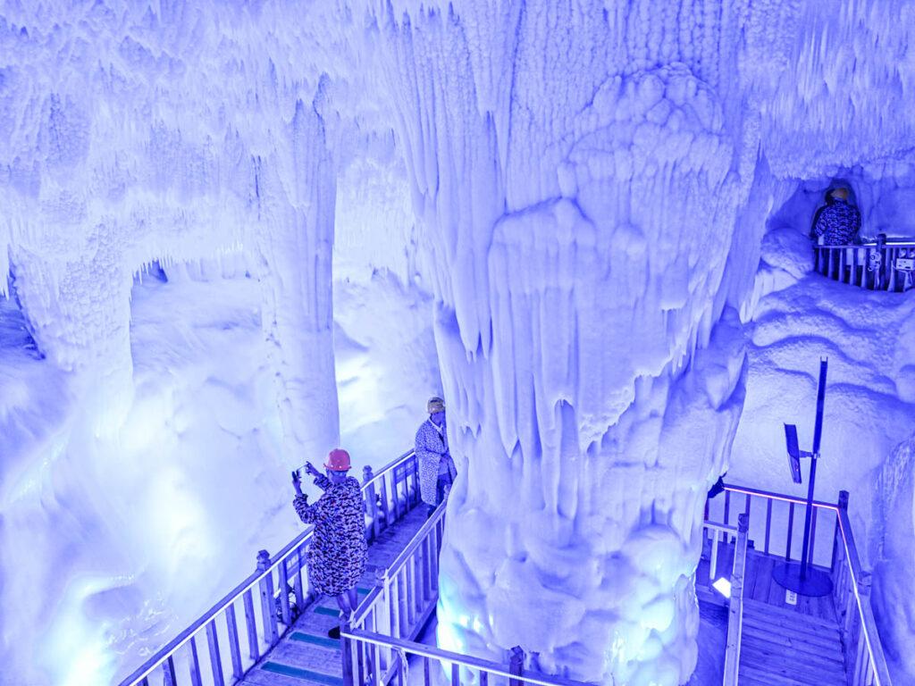 山西雲丘山冰洞群x塔爾坡古村，探秘300萬年地質奇觀與千年古村 @去旅行新聞網