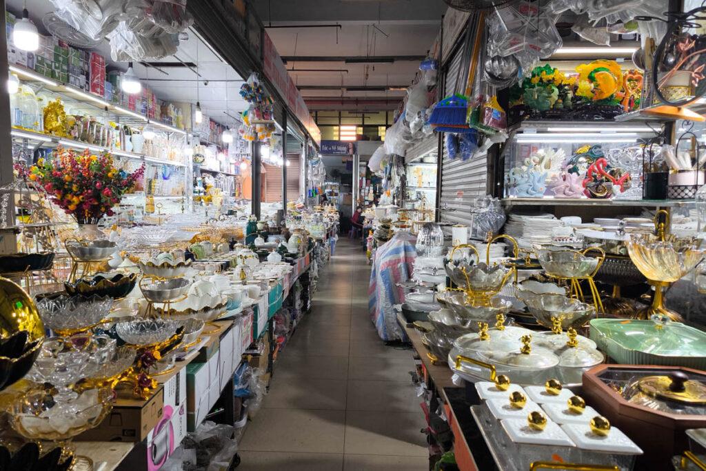 下龍灣必訪！鴻基農貿市場美食與唯美海景日出：炸花枝餅、海鮮批發、花卉市場一次逛 @去旅行新聞網