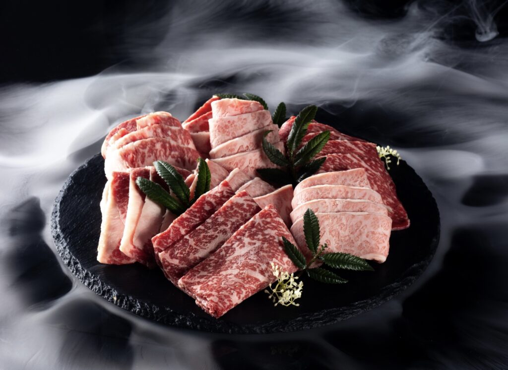 搶攻中秋烤肉商機  煙波集團推日本熊本「和王」燒肉禮盒  米其林餐廳指定選用  空運來台限時熱賣會員3,088 元起 @去旅行新聞網