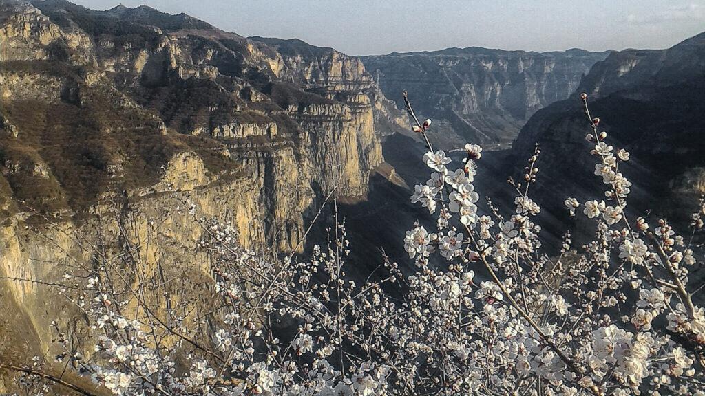 山西太行山八泉峽 縱覽天險絕景，登高臨水的人間勝境 @去旅行新聞網