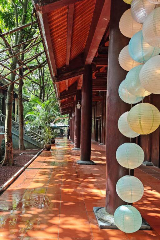 船行碧波上人在畫中遊 探訪陸龍灣世界遺產,穿越石灰岩洞與金剛秘境的奇幻漂流 @去旅行新聞網 船行碧波上人在畫中遊 探訪陸龍灣世界遺產,穿越石灰岩洞與金剛秘境的奇幻漂流 @去旅行新聞網