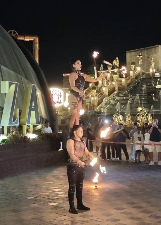 🏰 越南峴港|巴拿山度假勝地全攻略:佛手橋日出、歐洲古堡、啤酒廣場浪漫夜晚嗨趴全收錄 @去旅行新聞網 🏰 越南峴港|巴拿山度假勝地全攻略:佛手橋日出、歐洲古堡、啤酒廣場浪漫夜晚嗨趴全收錄 @去旅行新聞網