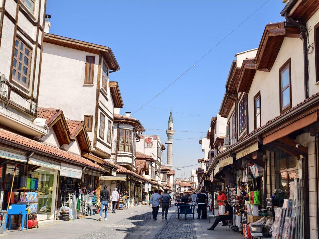 傑菲亞娃深度探索土耳其孔亞：旋轉舞故鄉、塞爾柱帝國的輝煌與新石器時代奇蹟 @去旅行新聞網