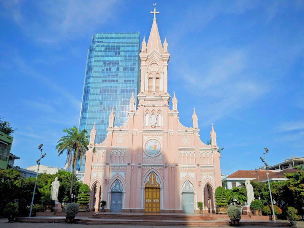 峴港這樣玩最Chill!從韓江到粉紅教堂,咖啡市場慢活路線大公開! @去旅行新聞網 峴港這樣玩最Chill!從韓江到粉紅教堂,咖啡市場慢活路線大公開! @去旅行新聞網