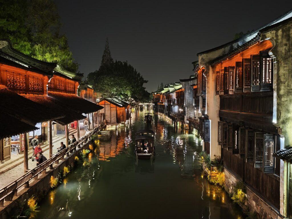 🌙 烏鎮一夜:在靜謐中聆聽江南的呼吸 @去旅行新聞網 🌙 烏鎮一夜:在靜謐中聆聽江南的呼吸 @去旅行新聞網