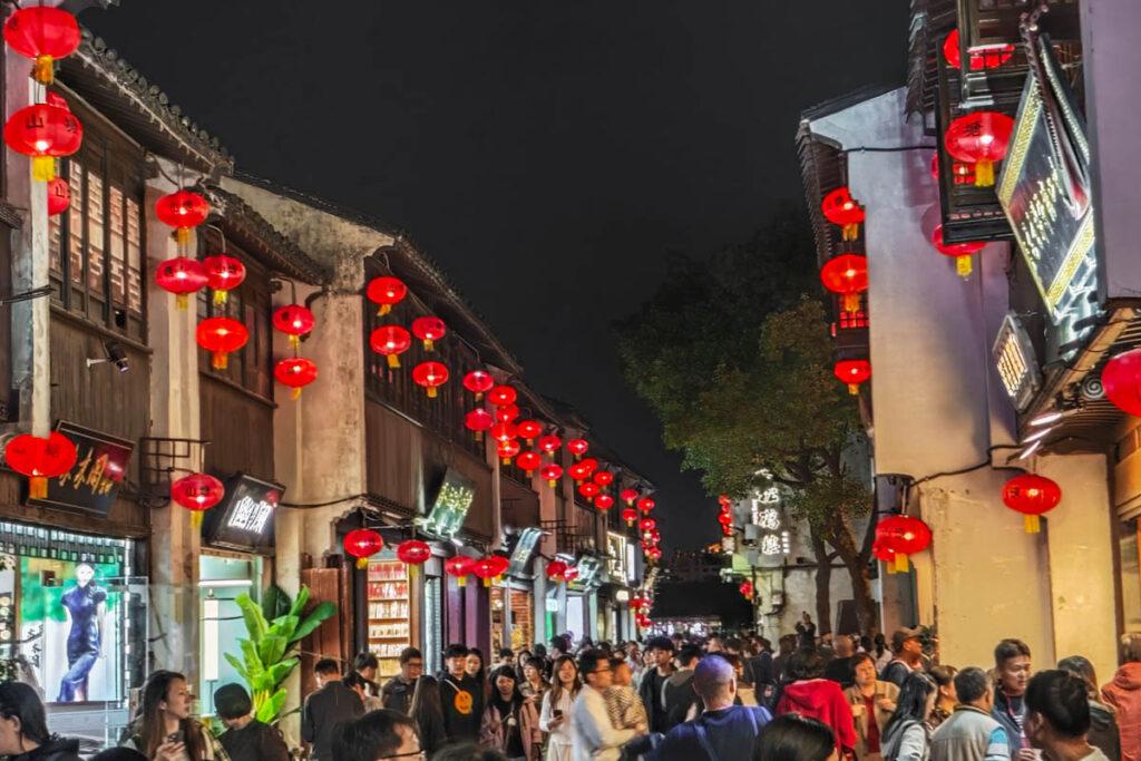 蘇州七里山塘:穿越古韻水巷細品唯美姑蘇萬種風情 @去旅行新聞網 蘇州七里山塘:穿越古韻水巷細品唯美姑蘇萬種風情 @去旅行新聞網