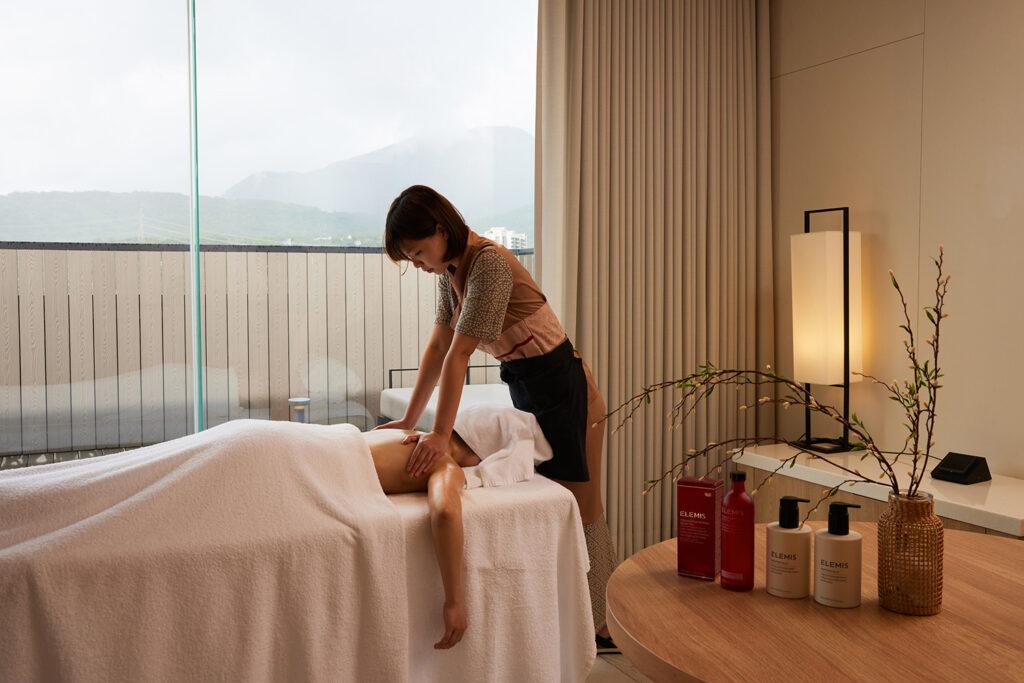 迎接冬季暖湯！蘊泉庄2025 ITF線上旅展登場 年度最大優惠2.5折起  23坪頂級大套房一泊一食住宿券買五送一每張6,250元起  淡水最奢華溫泉假期錯過不再有！ @去旅行新聞網