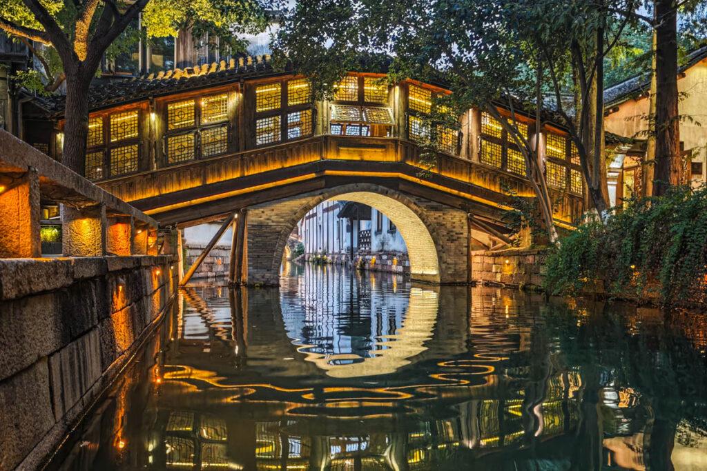 🌙 烏鎮一夜:在靜謐中聆聽江南的呼吸 @去旅行新聞網 🌙 烏鎮一夜:在靜謐中聆聽江南的呼吸 @去旅行新聞網