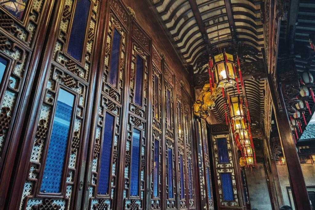 走進杭州胡雪巖故居:探秘紅頂商人的傳奇與清末第一豪宅的奢華興衰! @去旅行新聞網 走進杭州胡雪巖故居:探秘紅頂商人的傳奇與清末第一豪宅的奢華興衰! @去旅行新聞網