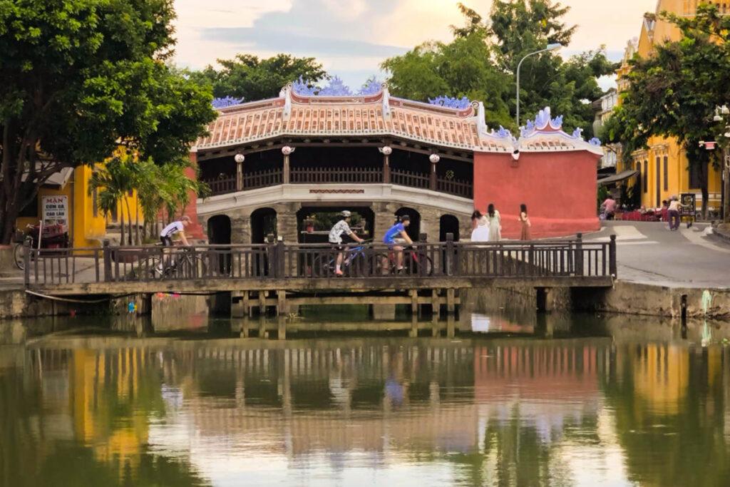 穿越百年！會安古城：秋盆河畔的異國風情與世界遺產魅力 @去旅行新聞網