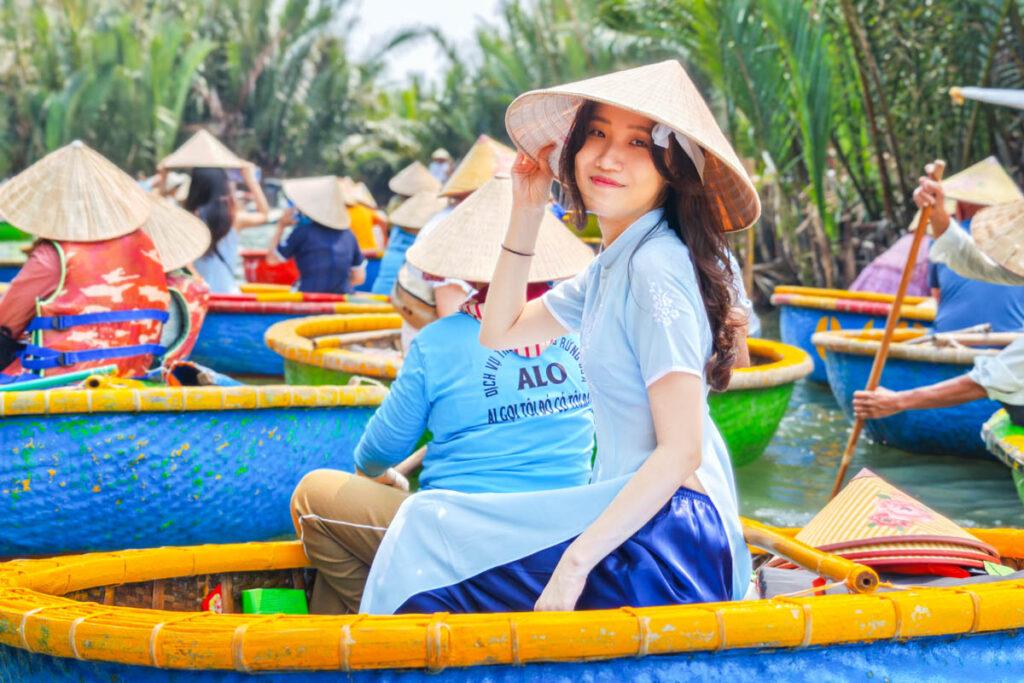 越南會安碗公船一日遊｜水椰子林旋轉船、釣螃蟹，深入甘青村的瘋狂特色體驗 @去旅行新聞網