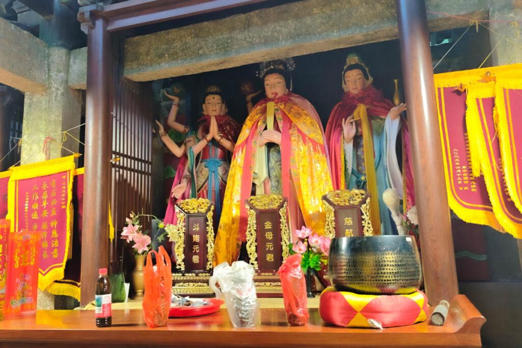 三清山秋季美炸! 雲海、銀杏、道教仙境,此生必訪! @去旅行新聞網 三清山秋季美炸! 雲海、銀杏、道教仙境,此生必訪! @去旅行新聞網