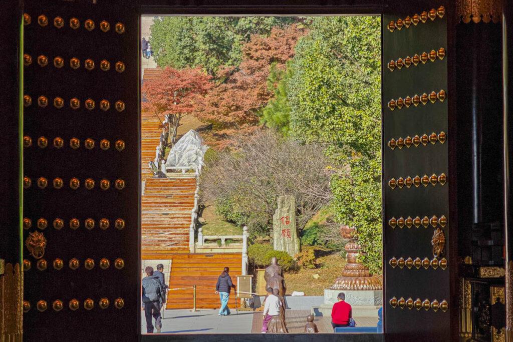 🍁秋楓裡的江西廬山東林寺:沿著山路一路向「心」而行 @去旅行新聞網 🍁秋楓裡的江西廬山東林寺:沿著山路一路向「心」而行 @去旅行新聞網