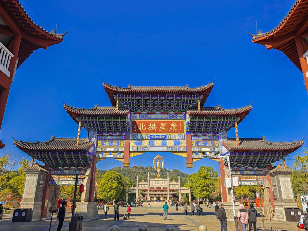 🍁秋楓裡的江西廬山東林寺:沿著山路一路向「心」而行 @去旅行新聞網 🍁秋楓裡的江西廬山東林寺:沿著山路一路向「心」而行 @去旅行新聞網