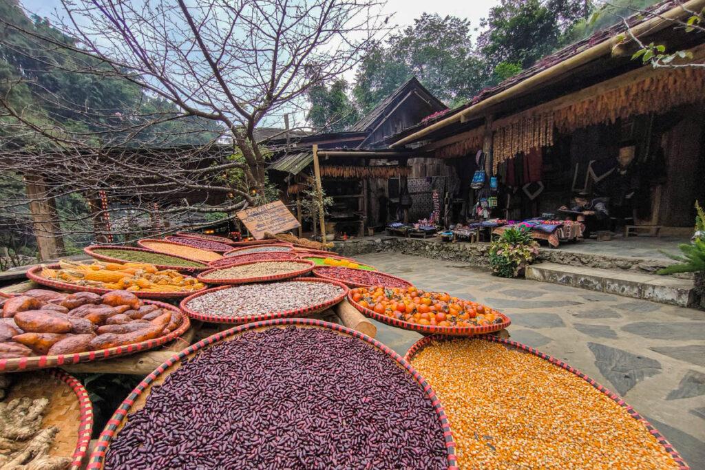 ☁️北越Sapa沙壩慢旅行!愛情廣場、石頭教堂、沙壩湖必訪景點全攻略! @去旅行新聞網 ☁️北越Sapa沙壩慢旅行!愛情廣場、石頭教堂、沙壩湖必訪景點全攻略! @去旅行新聞網