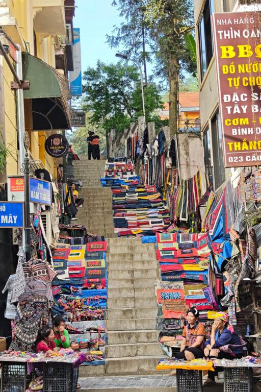 ☁️北越Sapa沙壩慢旅行!愛情廣場、石頭教堂、沙壩湖必訪景點全攻略! @去旅行新聞網 ☁️北越Sapa沙壩慢旅行!愛情廣場、石頭教堂、沙壩湖必訪景點全攻略! @去旅行新聞網