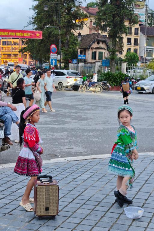 ☁️北越Sapa沙壩慢旅行!愛情廣場、石頭教堂、沙壩湖必訪景點全攻略! @去旅行新聞網 ☁️北越Sapa沙壩慢旅行!愛情廣場、石頭教堂、沙壩湖必訪景點全攻略! @去旅行新聞網