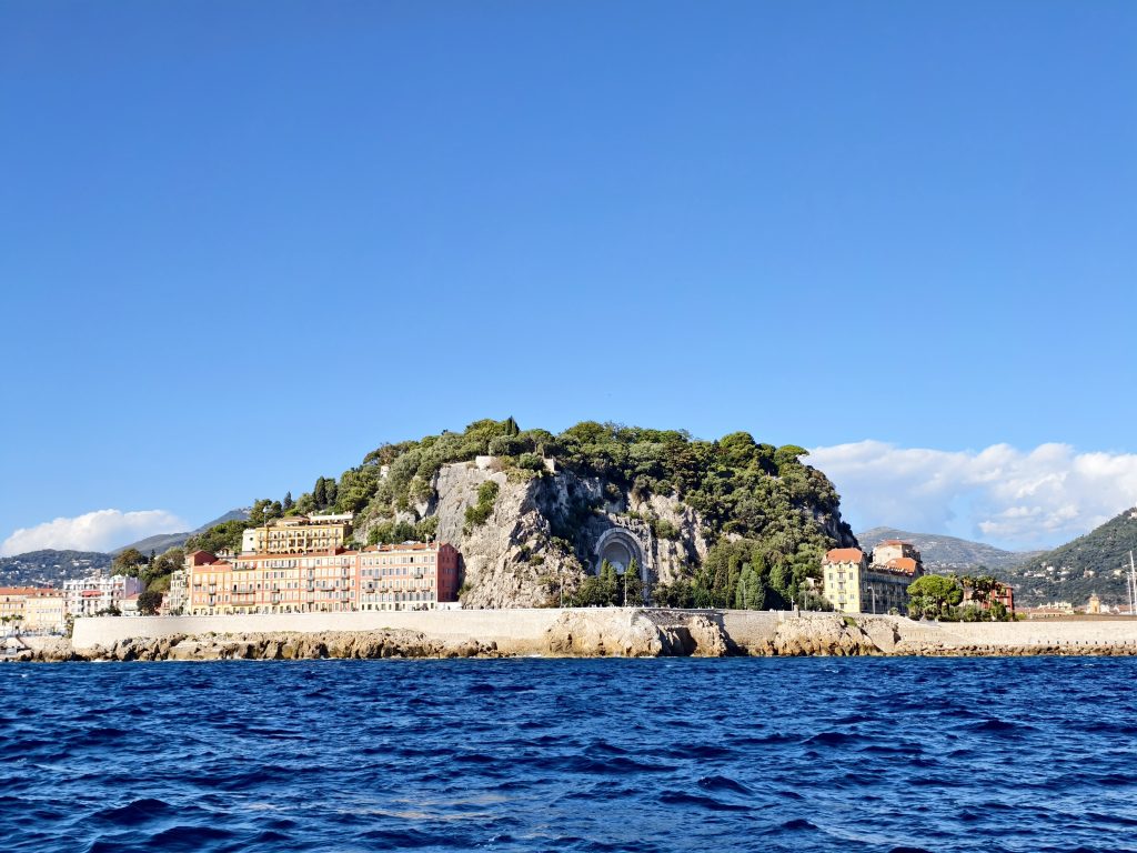 南法普羅旺斯深度探索:尼斯老城區到埃茲村,感受地中海的藍色浪漫 @去旅行新聞網 南法普羅旺斯深度探索:尼斯老城區到埃茲村,感受地中海的藍色浪漫 @去旅行新聞網