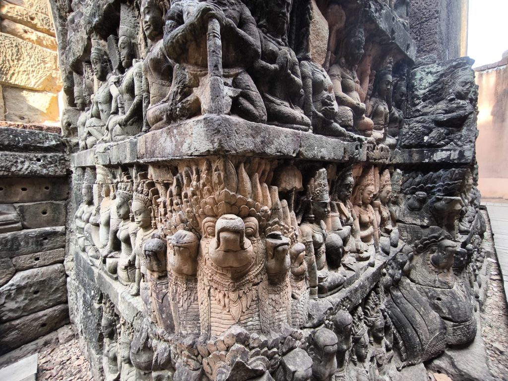 穿越時光的微笑：大吳哥城一日朝聖攻略｜以周達觀的《真臘風土記》為引，重返高棉黃金時代 @去旅行新聞網