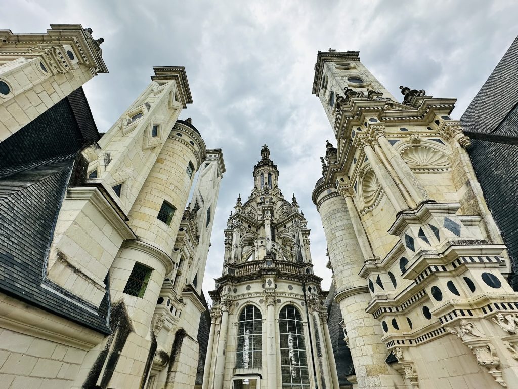 法國深度之旅:慢遊巴黎、羅亞爾河谷古堡與聖米歇爾山,品味法式慢活與米其林美食 @去旅行新聞網 法國深度之旅:慢遊巴黎、羅亞爾河谷古堡與聖米歇爾山,品味法式慢活與米其林美食 @去旅行新聞網