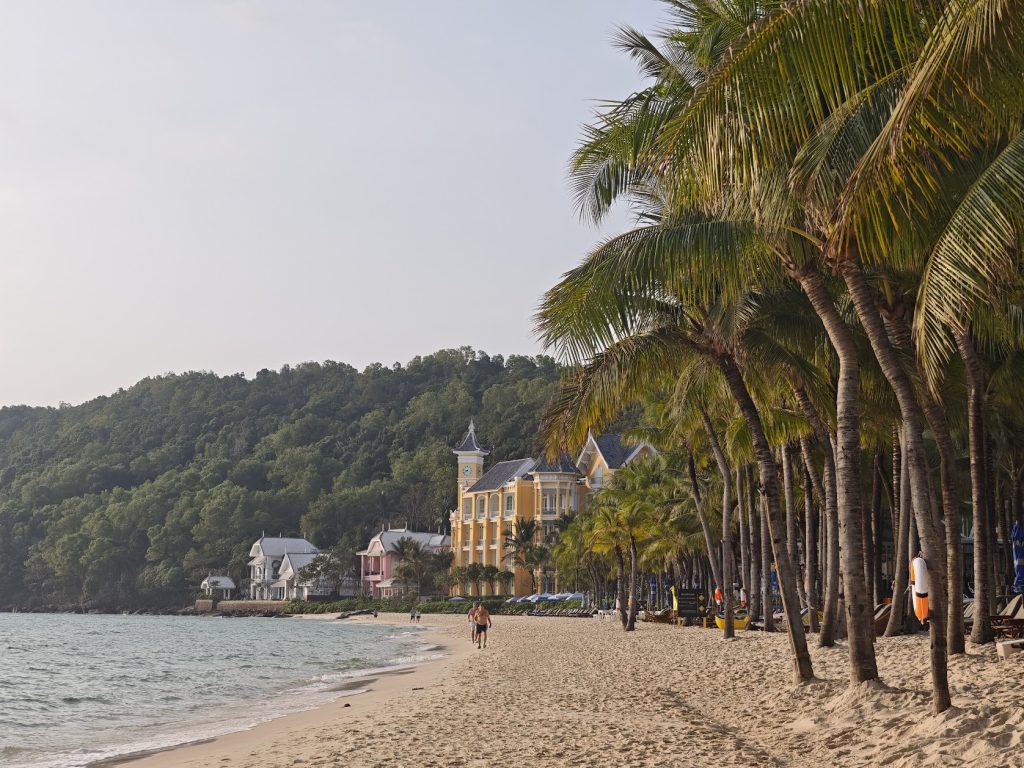 【富國島住宿】JW 萬豪度假酒店 走進 Bill Bensley 的奇幻大學,與摯愛共譜法式浪漫 @去旅行新聞網 【富國島住宿】JW 萬豪度假酒店 走進 Bill Bensley 的奇幻大學,與摯愛共譜法式浪漫 @去旅行新聞網