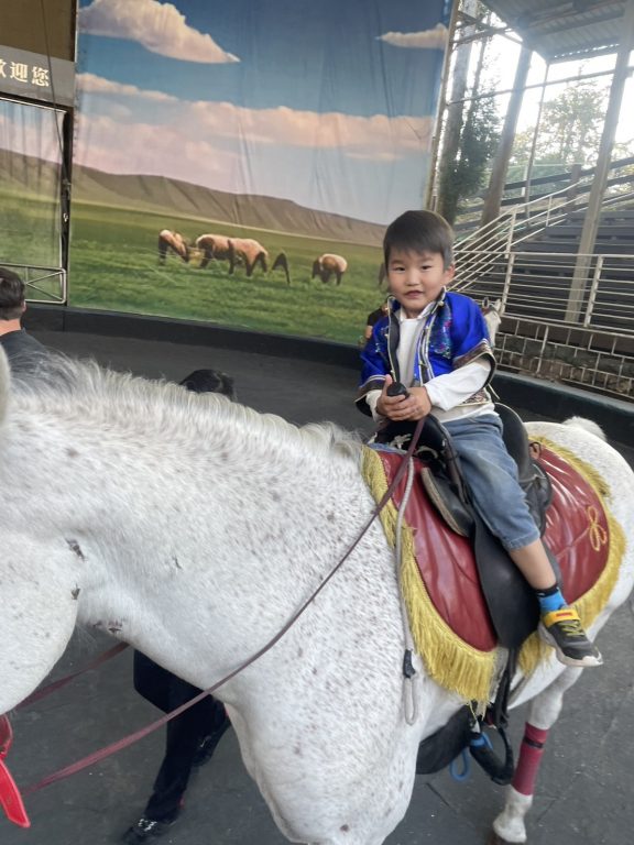 清境農場春節9天連嗨!「牧羊Q」巡迴合影、賞櫻走春 還有萬元住宿券紅包等你抽 清境農場春節9天連嗨!「牧羊Q」巡迴合影、賞櫻走春 還有萬元住宿券紅包等你抽 @去旅行新聞網