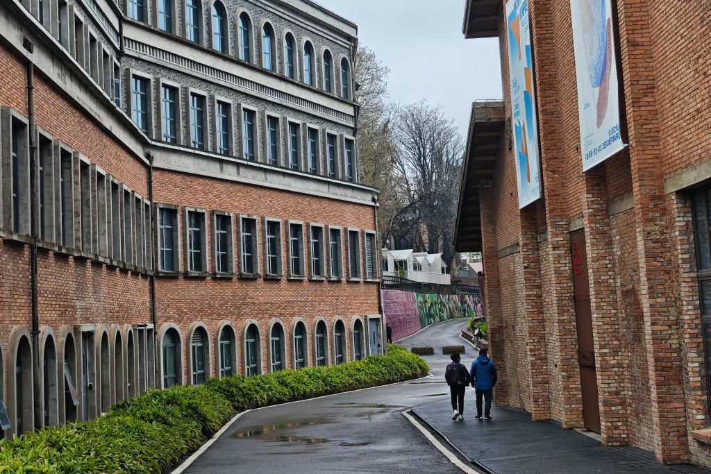 江西景德鎮必訪地標!老瓷廠變身最潮文創園區,週末市集、網紅拍照點等你挖寶! 江西景德鎮必訪地標!老瓷廠變身最潮文創園區,週末市集、網紅拍照點等你挖寶! @去旅行新聞網