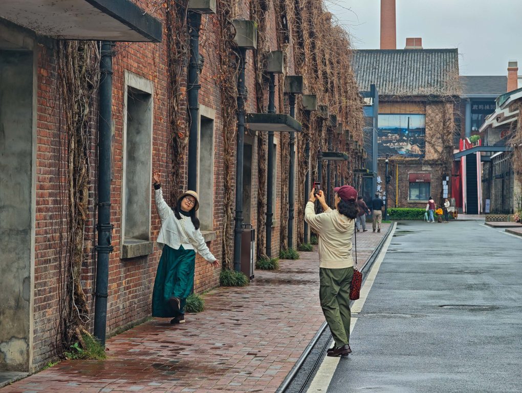 江西景德鎮必訪地標!老瓷廠變身最潮文創園區,週末市集、網紅拍照點等你挖寶! 江西景德鎮必訪地標!老瓷廠變身最潮文創園區,週末市集、網紅拍照點等你挖寶! @去旅行新聞網