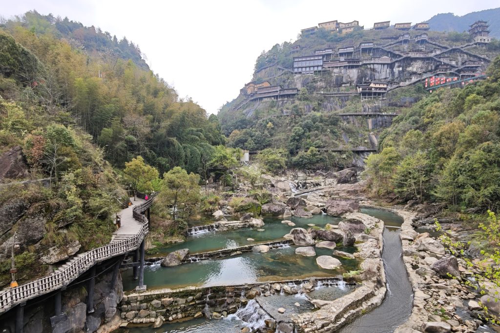 望仙谷深度旅遊攻略:江西懸崖上的清明上河圖,探索仙俠幻境與夢幻夜景 望仙谷深度旅遊攻略:江西懸崖上的清明上河圖,探索仙俠幻境與夢幻夜景 @去旅行新聞網