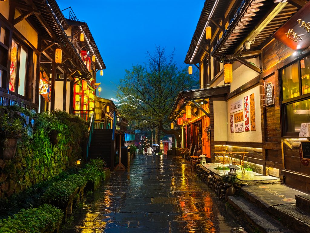 【峰行天下江西旅遊】春雨綿綿的仙境:葛仙村櫻花季,日賞落櫻夜微醺的沉浸式之旅 【峰行天下江西旅遊】春雨綿綿的仙境:葛仙村櫻花季,日賞落櫻夜微醺的沉浸式之旅 @去旅行新聞網