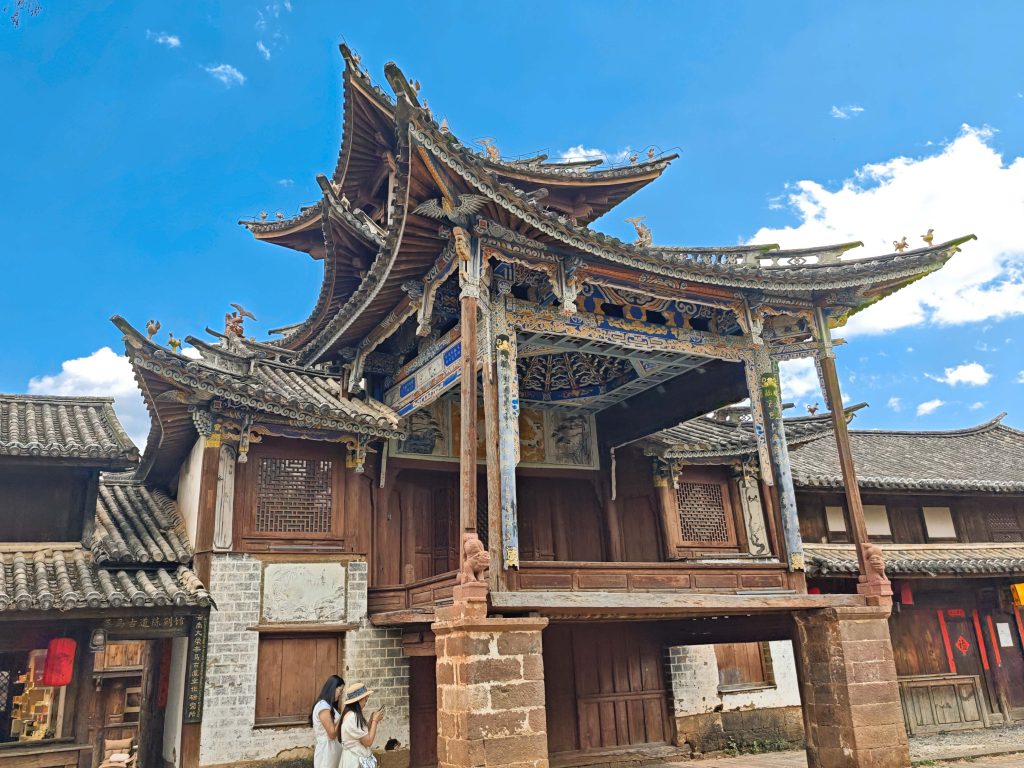 走進雲南沙溪:茶馬古道上的詩意古鎮,體驗《去有風的地方》裡的慢生活 走進雲南沙溪:茶馬古道上的詩意古鎮,體驗《去有風的地方》裡的慢生活 @去旅行新聞網