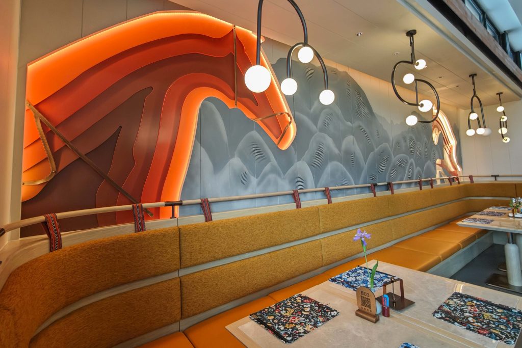 瀘沽湖英迪格酒店開箱:摩梭女兒國的現代隱世奢華體驗,格姆女神山腳下的文化沉浸之旅 瀘沽湖英迪格酒店開箱:摩梭女兒國的現代隱世奢華體驗,格姆女神山腳下的文化沉浸之旅 @去旅行新聞網