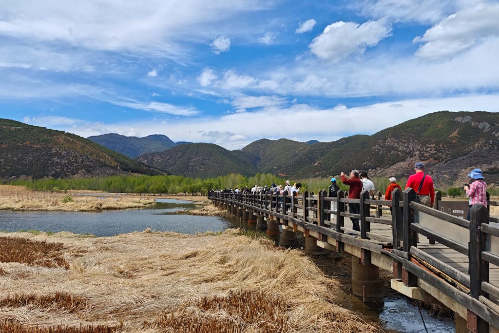 走進瀘沽湖女兒國:從金沙江第一灣到情人橋,深度體驗摩梭人的愛情與生活 走進瀘沽湖女兒國:從金沙江第一灣到情人橋,深度體驗摩梭人的愛情與生活 @去旅行新聞網