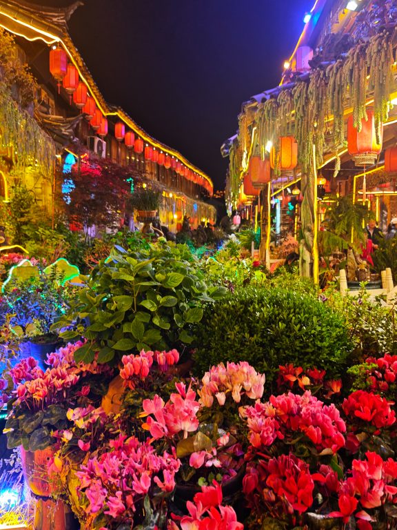 雲南麗江古城旅遊攻略 必吃美食、夜市特產、景點資訊總整理 雲南麗江古城旅遊攻略 必吃美食、夜市特產、景點資訊總整理 @去旅行新聞網
